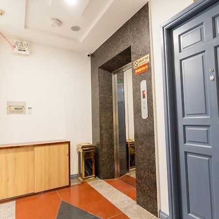A25 Hotel - 14 Luong Huu Khanh Ho Chi Minh City Bagian luar foto