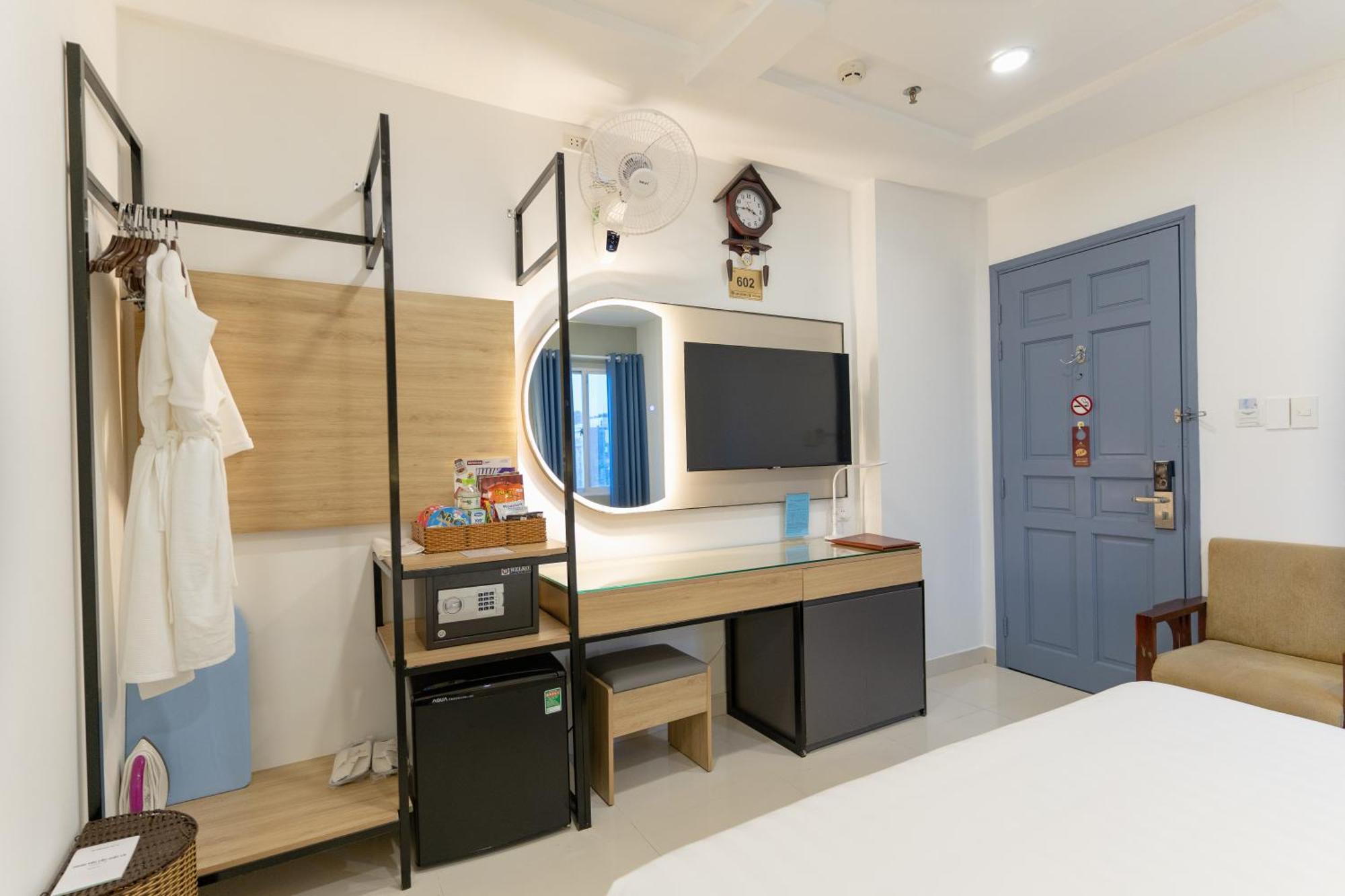 A25 Hotel - 14 Luong Huu Khanh Ho Chi Minh City Bagian luar foto